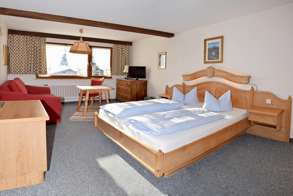 Aparthotel Der Berghof Hirschegg  Zewnętrze zdjęcie