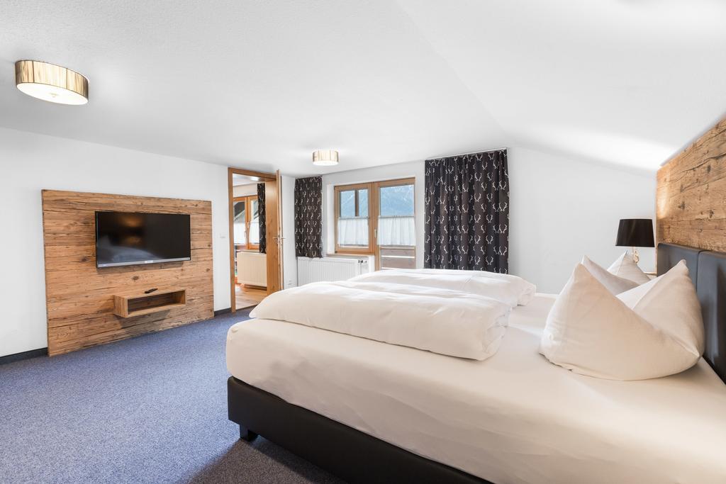 Aparthotel Der Berghof Hirschegg  Zewnętrze zdjęcie
